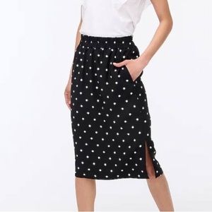 J Crew Pull On Skirt Polka Dots ⚪️⚫️